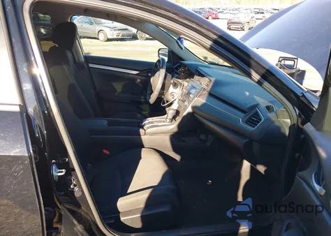 2018 Honda Civic Lx z USA, uszkodzony, nr VIN 19XFC2F54JE201215